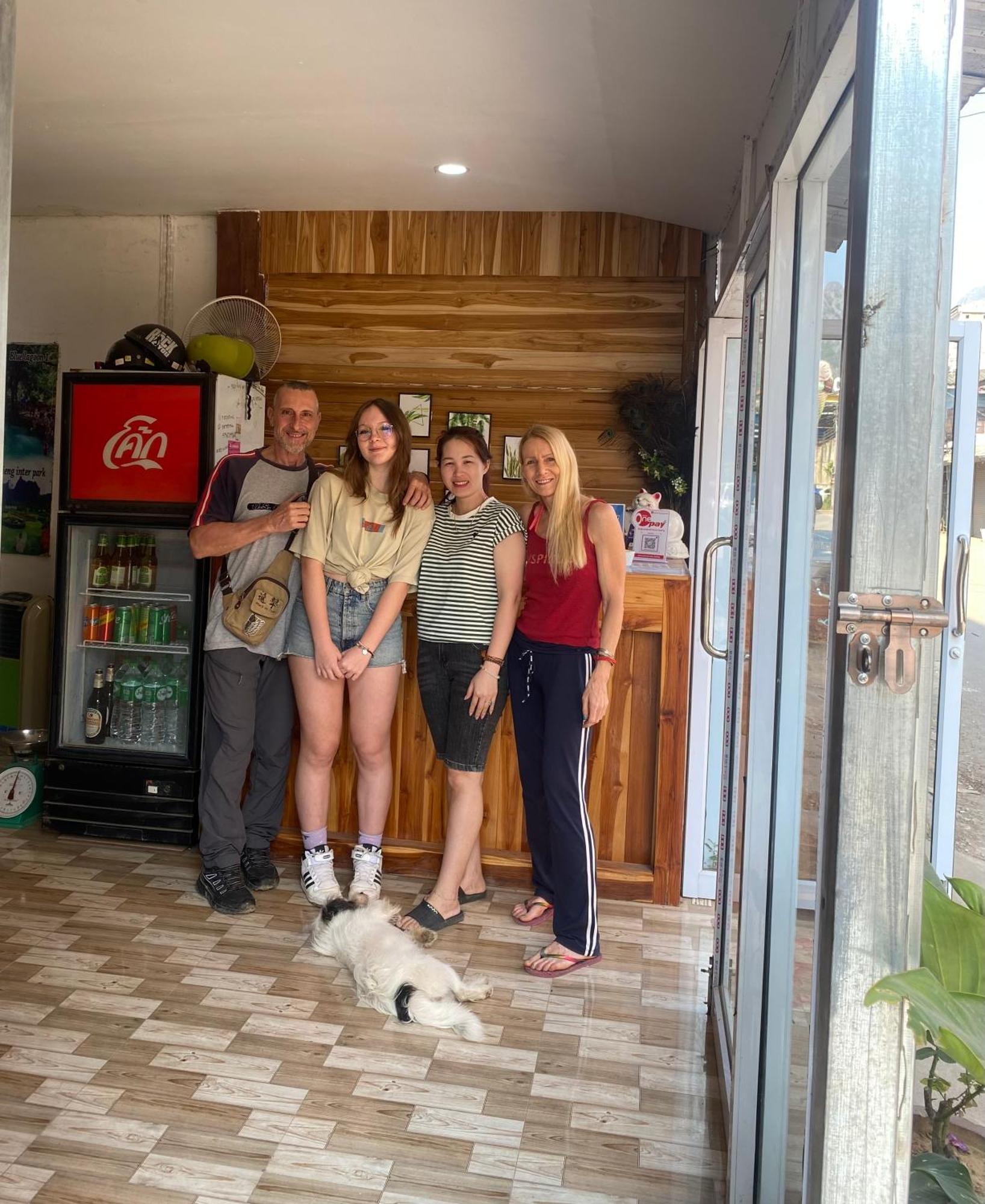 Vang Vieng Victory Guesthouse Exteriör bild